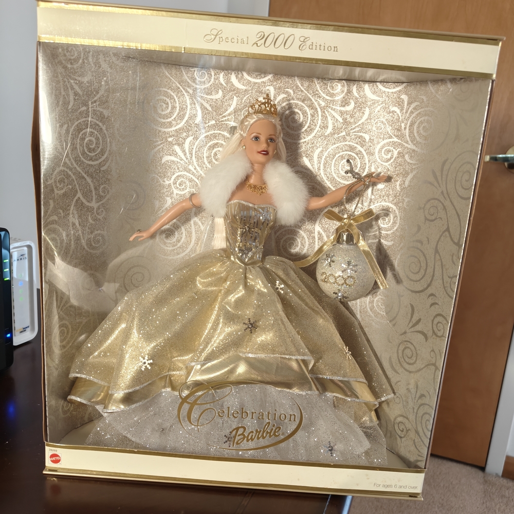 Mattel Barbie Special 2000 Edition Gold and White Celebration Doll